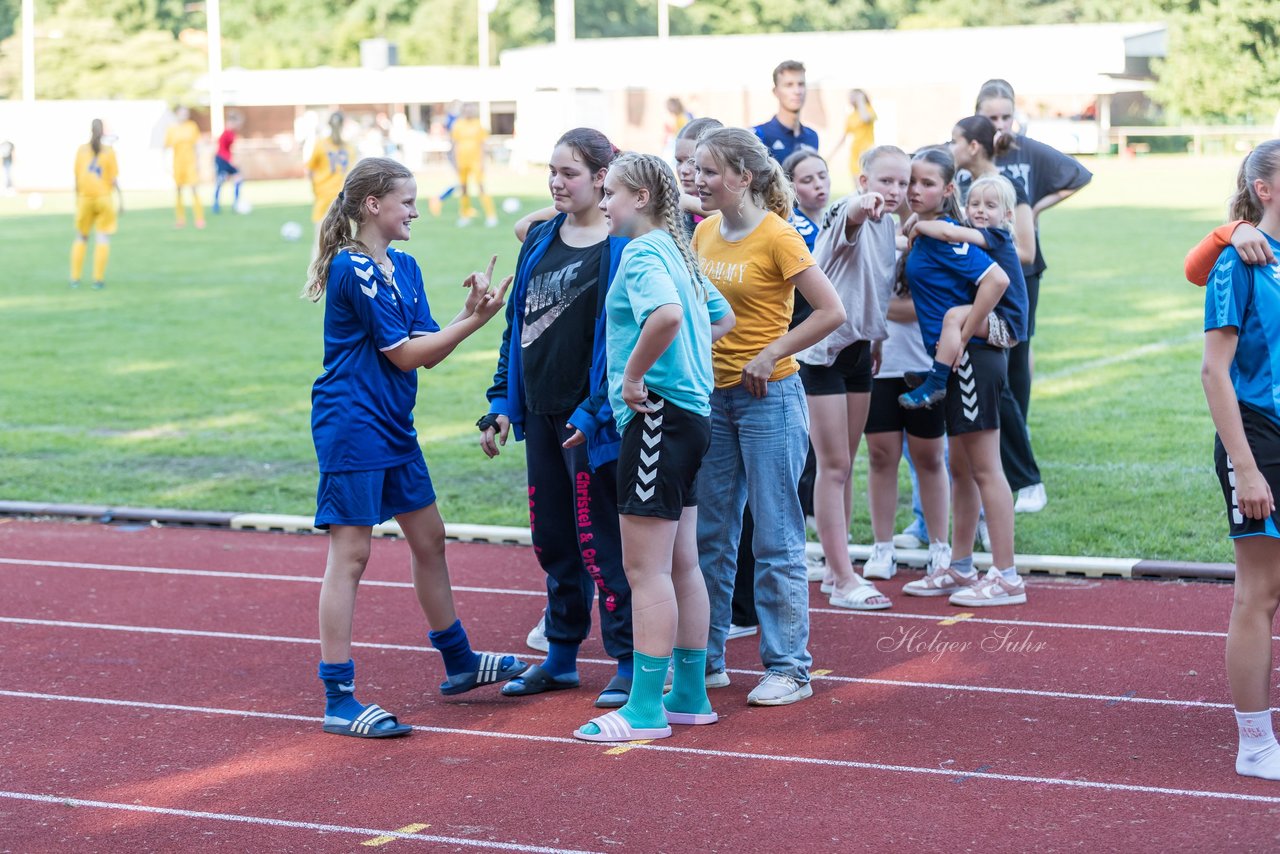 Bild 60 - Loewinnen Cup